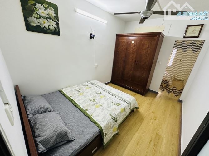 Bán tập thể Quỳnh Mai-Quỳnh Lôi sổ 45m2 sử dụng 80m2 giá 3,85 tỷ (có thương lượng) - 2
