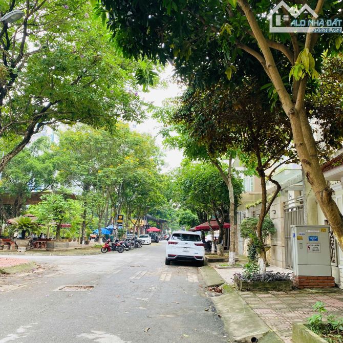 Phân Lô Linh Đàm 235m2 - View Hồ - Mặt Tiền 10m - Nhiều Ô tô tránh, Vỉa Hè, KD Đa Dạng - 2