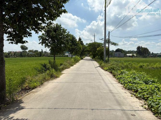 125m2 Mặt tiền Bờ Lát- Thanh Phú - Bến Lức Long An giá 1tỷ550 - 2