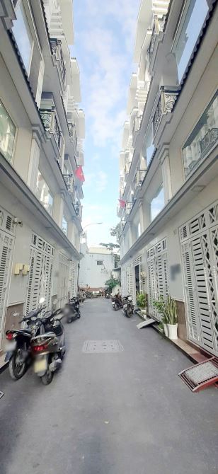 Nhà 5 tầng ôtô tới cửa  Liên Tỉnh 5 P. Bình Đông. Giá: 9,2 tỷ TL - 2