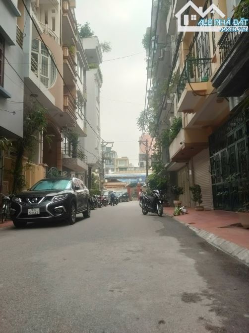BÁN NHÀ TRẦN QUỐC HOÀN, PHÂN LÔ, ÔTÔ TRÁNH, KINH DOANH, 5T THANG MÁY, 48M2 GIÁ 17 TỶ - 2