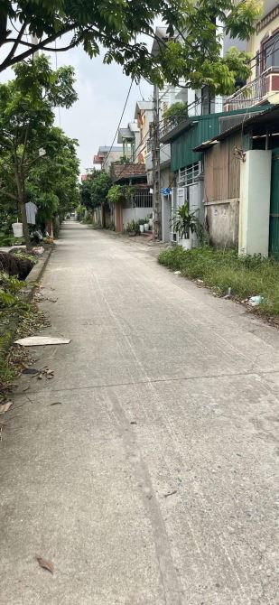 BÁN ĐẤT NHỊ KHÊ GIÁP XÃ NGỌC HỒI ĐƯỜNG OTO TRÁNH DT 50 m GIÁ 4,2 tỷ - 2