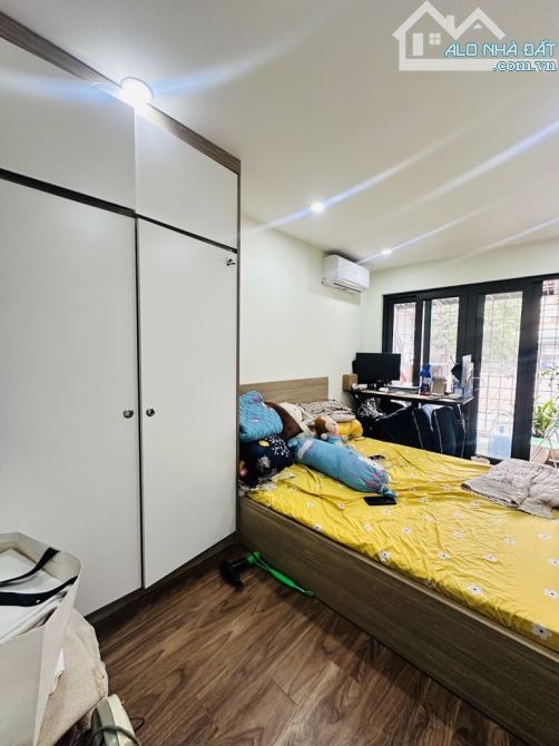 Bán Tập thể tầng 2 Khu C Kim Liên Lương Định Của, sử dụng 45m2, giá 3,85 tỷ (có TL) - 2