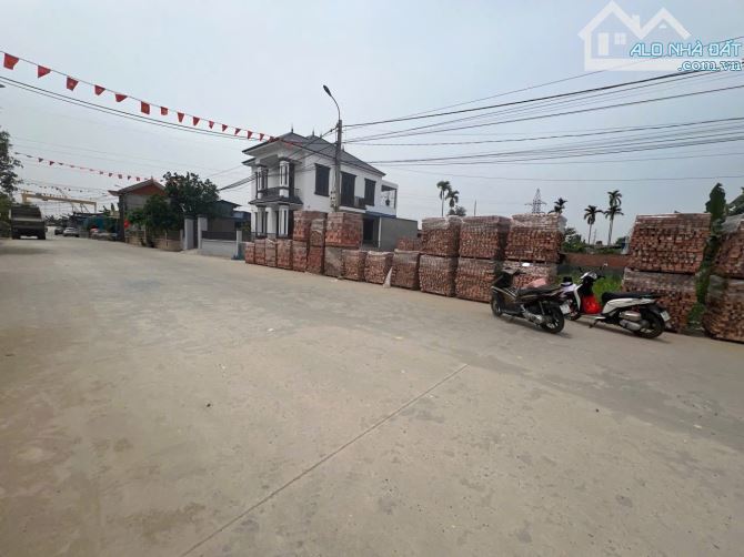 Chào bán lô đất ngay trục đường liên xã vào chỉ 20m giá chỉ 8xx triệu Cao Nhân Thuỷ Nguyên - 2