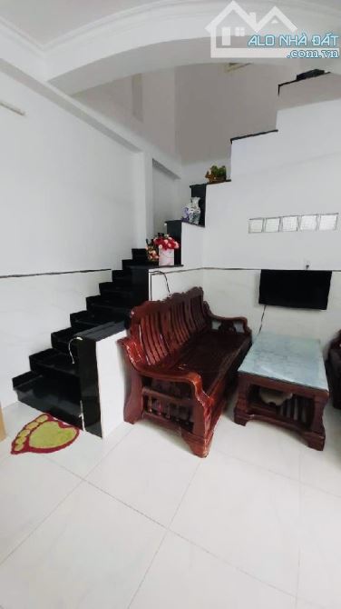 Bán Nhà Lô Góc 2 Mặt Tiền Đường Lý Phục Man, 6x10m, Phường Tân Thuận Đông, Quận 7 - 2