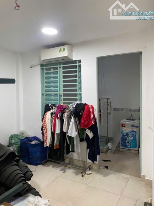 Bán nhà 3 tầng, Trần Xuân Soạn, Quận 7. DT 88m2, ngang nở hậu 12m, 6PN, Giá 8 tỷ hơn - 3