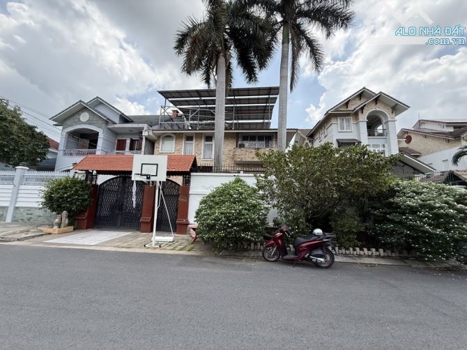 ĐẤT VÀNG XÂY BIỆT THỰ HÀNG XÓM THƯỢNG LƯU, KHU GIGAMAL 15X27 CHỈ 33 TỶ. - 3