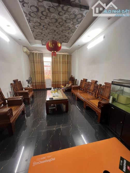 BÁN NHÀ NGUYỄN CẢNH DỊ. ĐẸP NHẤT KĐT ĐẠI KIM. DT 53M , NHÀ 5 TẦNG . MT 4 M . ĐẦU TƯ NHANH - 3