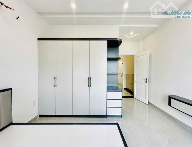 Nhà hẻm nhựa một xẹt 6m đường Hương Lộ 2, 4x10m, 1 trệt 2 lầu đúc - 3