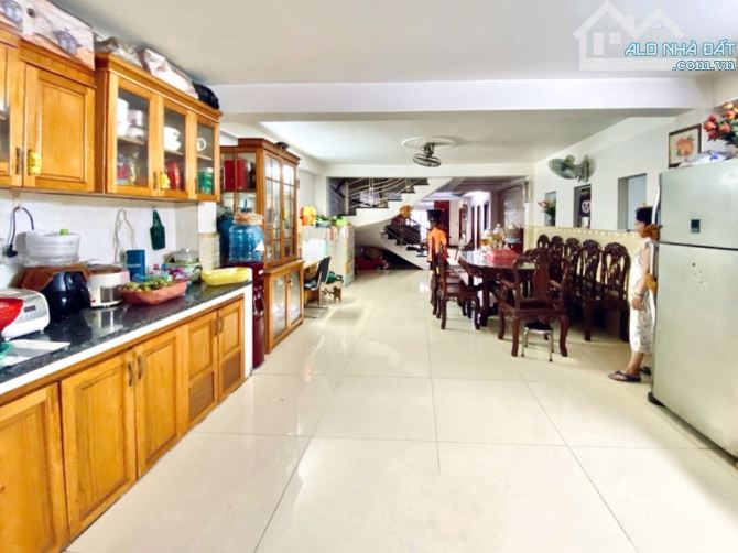 Bán nhà 2 mặt thoáng, gần vòng xoay, HXH Lê Hồng Phong, Q10 – 68m2 – 3 tầng – SHR. 12.3 tỷ - 3