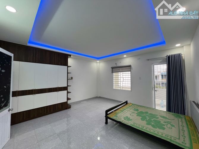 Nhà khu đô thị phước long A có sổ đầy đủ - 3