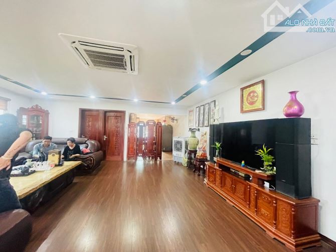 BÁN NHÀ KIM MÃ 3 OTO TRÁNH KINH DOANH NHÀ 2 MẶT TIỀN DT70M2*MT6.2M*6T DÂN XÂY. CHỈ 25 TỶ