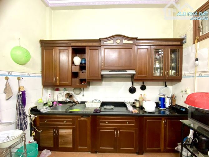Bán Nhà Hoàng Quốc Việt - Sổ Vuông Hoa Hậu - Đầu Tư Cực Đẹp 63m2 - Mặt Tiền Siêu Rộng - 3