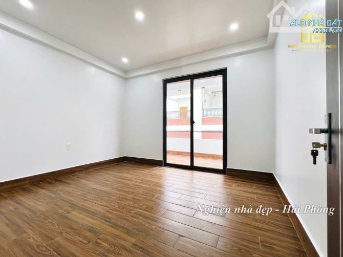 Thiên Lôi - Mới Đẹp - 4 Tầng - Đường 5M Ô tô đỗ cửa - 3