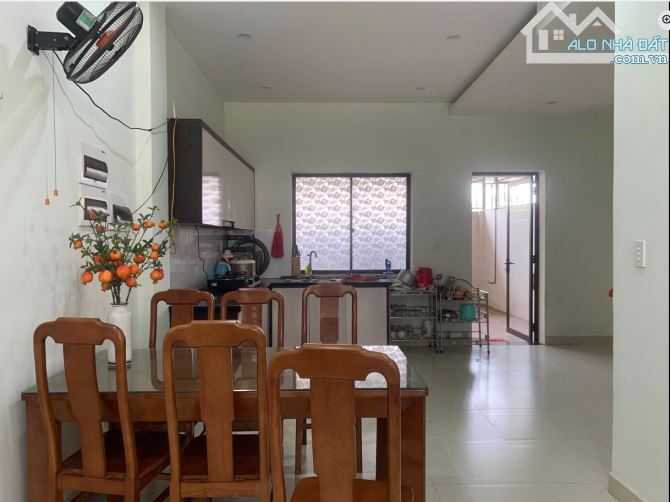 BÁN NHÀ VSIP - NHÀ HOÀN THIỆN - 2 PHÒNG NGỦ ĐẦY ĐỦ NỘI THẤT - 3