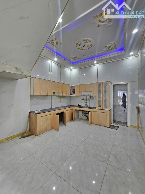 Bán nhà gần ngã tư Miếu Ông Cù 100m, p.Bình Chuẩn, Tp.Thuận An - 3