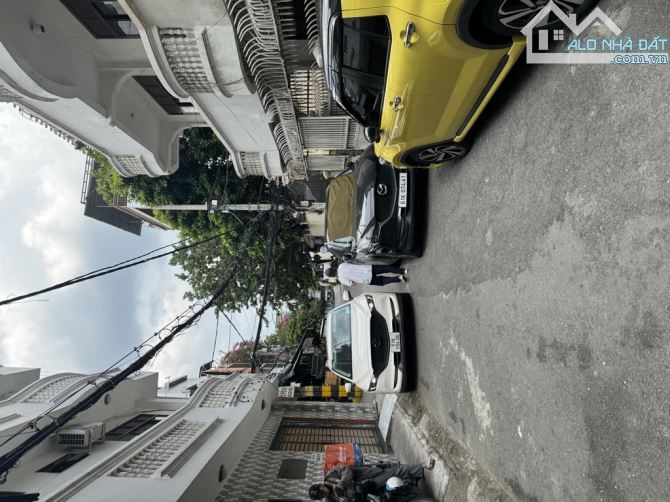 🏡 BÁN NHÀ HẺM 6M –4 TẦNG.-82M2- 7PN - KHU VÍP D2  - SỔ ĐẸP ,HOÀN CÔNG ĐỦ . - - 3