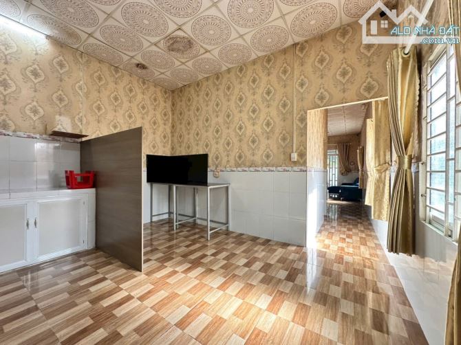 Nhà phú mỹ Diện tích: 5,5 × 21 m, nở hậu: 5,9 m - 3