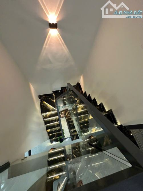 Bán nhà Q.6, Tân Hòa Đông, 33m2, 2 tầng, 3PN, Sổ HỒNG, 3.6 tỷ - 3