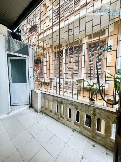 Bán nhà phố Trịnh Đình Cửu - Hoàng Mai –PHÂN LÔ ĐẸP – Ô TÔ ĐỖ CỬA – NGÕ THÔNG - CHỈ 10,89T - 3