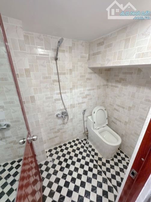 SIÊU PHẨM KHU VIP NHÀ ĐẸP-HẺM ÔTÔ-GẦN AEONMALL - DTSD 85m2 5,1TỶ - 3