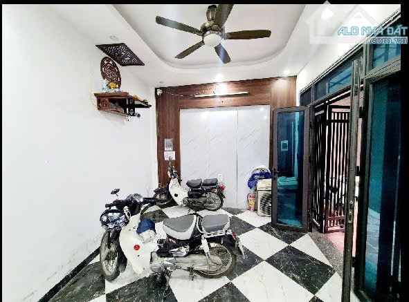 🏠 chỉ 4.0x tỷ - NHÀ MỚI 5 TẦNG – SÁT ĐẠI HỌC ĐẠI NAM – GẦN GA TÀU ĐIỆN💥:977690119 📍 Vị - 3