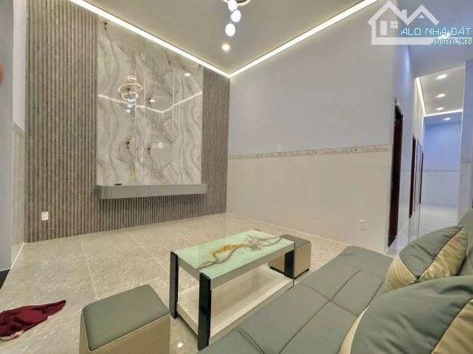 CCG gửi bán nhà cấp 4, SHR, 197m2, Xã Tân Thạnh Đông mà chỉ có 1 tỷ 450. - 3