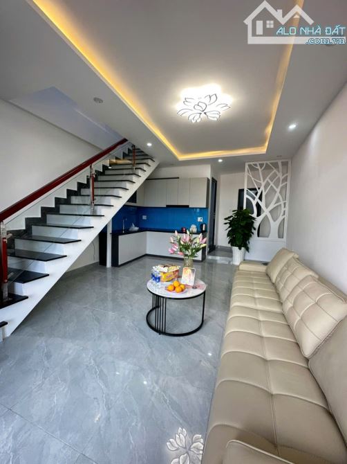 BÁN NHÀ NGUYỄN SIÊU 2 MẶT TIỀN HẺM (Ô TÔ, XE MÁY) - 3PN, P.NGỦ DƯỚI, KHU YÊN TĨNH - 3.05 - 3