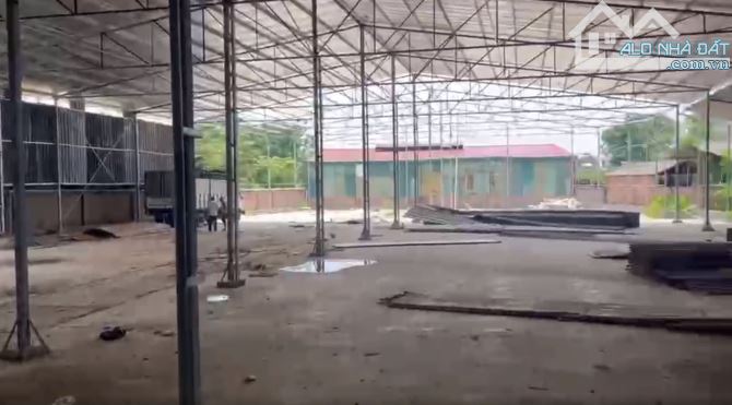 cho thuê kho xưởng tại Thuận Thành , Bắc Ninh. Diện tích 2500m khung thép hộp cao 7m , - 3