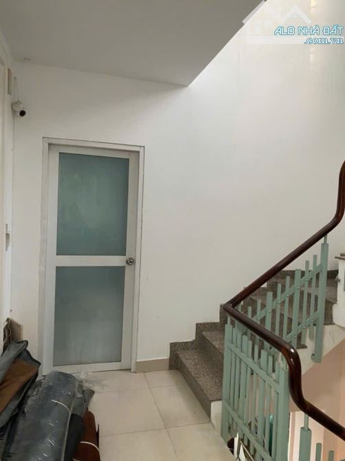 Bán nhà 3 tầng, Trần Xuân Soạn, Quận 7. DT 88m2, ngang nở hậu 12m, 6PN, Giá 8 tỷ hơn - 4