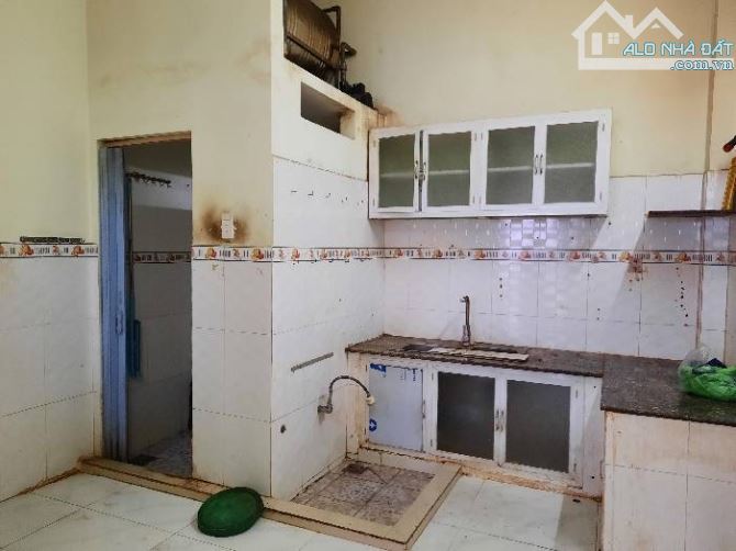 XE HƠI ĐẬU CỬA, HEM TRƯỚC NHÀ 5M, NHÀ ĐÚC BTCT, HẺM THÔNG THOÁNG, SẠCH SẼ, AN NINH, DÂN TR - 4