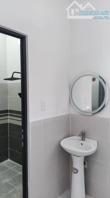 Nhà gần ngã 3 đèn vàng Changshin vị trí đẹp mặt đường thông thoáng 6 mét. - 4