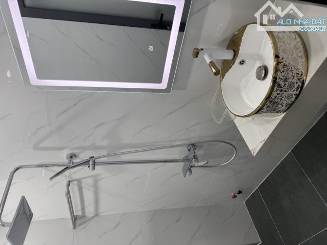 Nhà 4 phòng 5 tầng 6wc đường 7m khu phân lô đường Hà Huy Giáp Phường Thạnh Xuân Quận 12 - 4