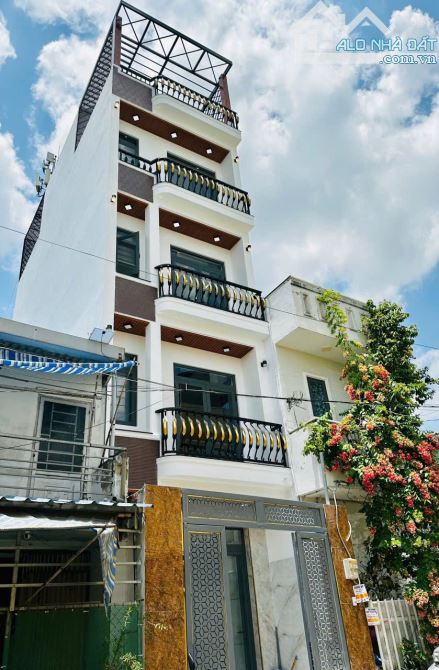Nhà hẻm nhựa một xẹt 8m gần đường Hương Lộ 2, 4x13m, đúc 4,5 tấm nội thất cao cấp - 4