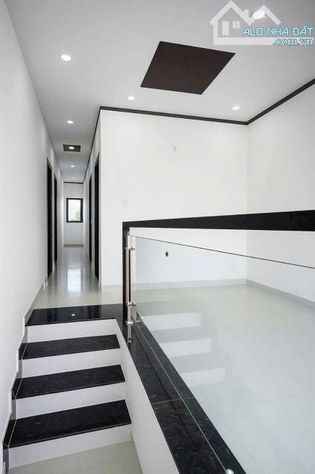 Trả trước 650triệu Bán nhà sổ riêng gần chợ Tân Bình Tân Triều - 4