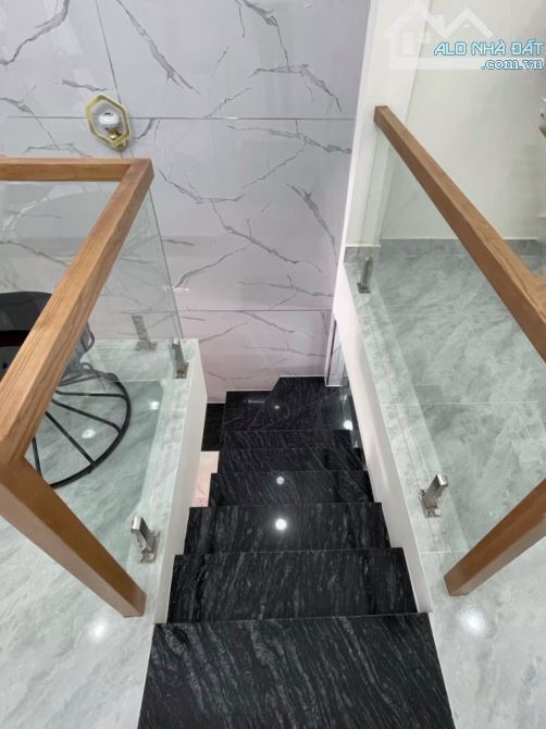 Nhà đẹp Q10 – HXH 2 mặt tiền – 4 tầng – 63m2 – SHR - full nội thất  – giá chỉ 11.2 tỷ - 4