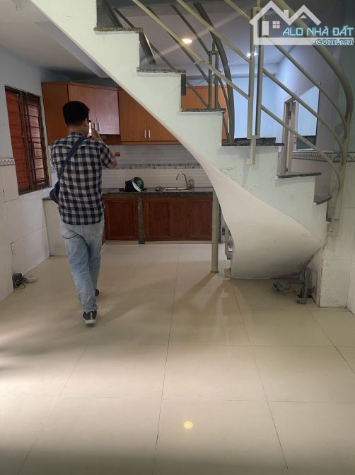 BÁN NHÀ ĐƯỜNG ĐỒNG XOÀI 31M2, 2 TẦNG, 7X4.6, GIÁ 5 TỶ - 4
