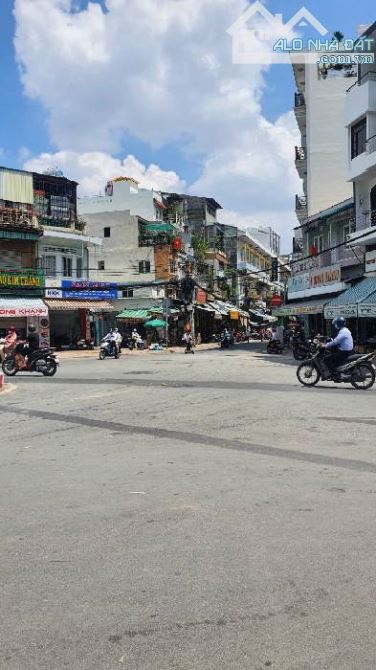 Trần Hưng Đạo Q.5 - 61m2 - Tiện Xây Mới - Khu Kinh Doanh - Dài 17m - 9 Tỷ - 4