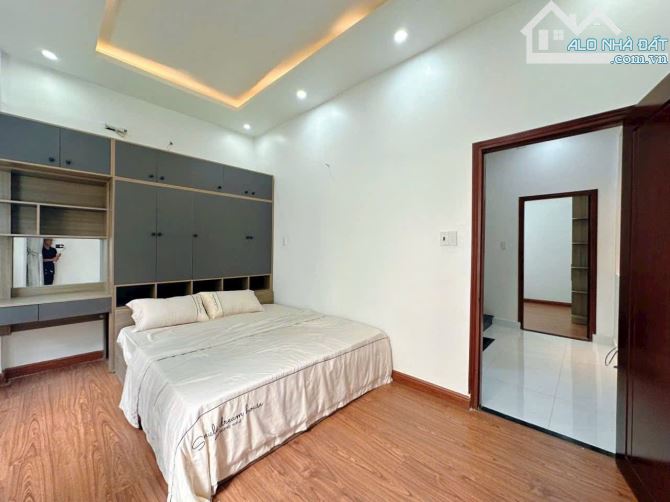 BÁN NHÀ ĐẸP TÂN THỚI HIỆP KHU PHÂN LÔ, QUẬN 12, DT 53M² ( 4.7 × 11), GIÁ SIÊU RẺ - 4