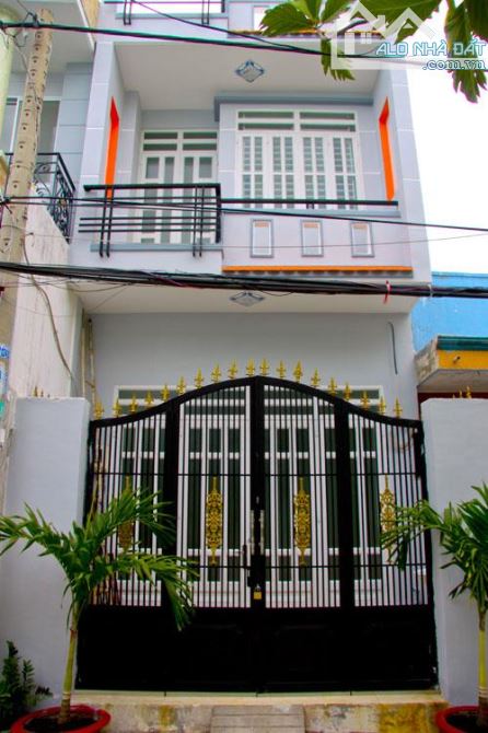 Hẻm xe hơi ngay Đồng Đen - diện tích 4.5x18m - sẵn kết cấu HĐT 20tr/tháng giá chỉ 10.9 tỷ. - 4