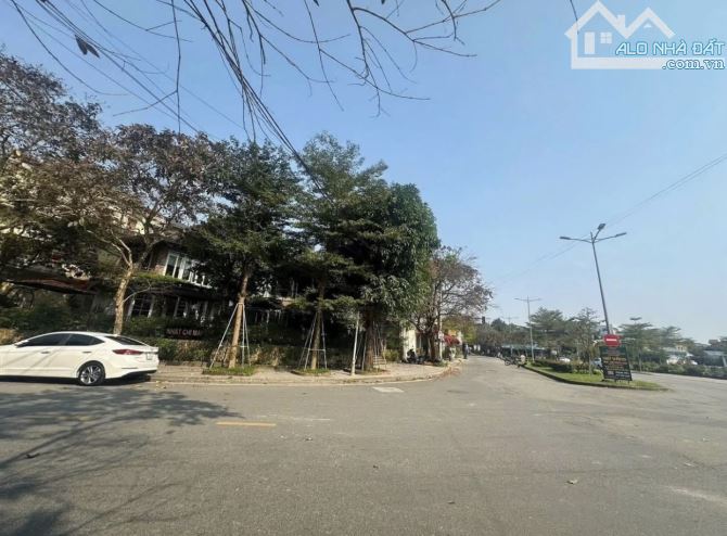Mặt Tiền KQH Kiểm Huệ đường NGUYỄN HỮU THỌ- View Hồ Trái Tim, Tp.Huế 📌 Giá 10tỷ/148m2 - 4