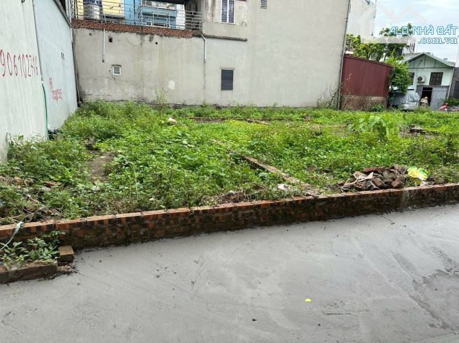 Bán đất cạnh hồ Cự Khối, ngõ Ô Tô, 57m2, mặt tiền 4m, giá chào nhỉnh 6 tỷ. - 4