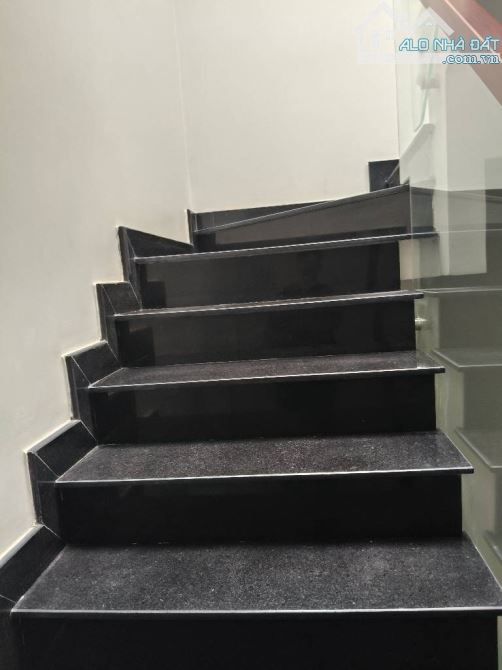 NHÀ NGUYỄN ẢNH THỦ TCH Q12-100M RA TỚI NGÃ TƯ HUỲNH THỊ HAI & BÙI VĂN NGỮ-4,3x16M-4,85 TỶ - 4
