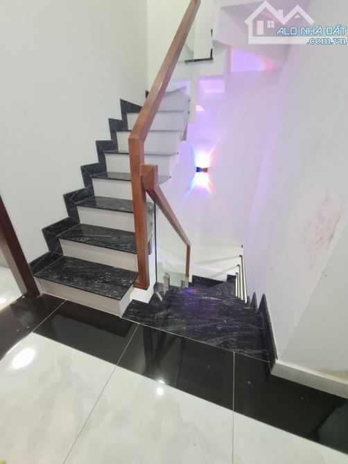 BÁN NHÀ 3 TẦNG FULL NT – HẺM 769 PHẠM THẾ HIỂN, P4, Q8- 40m2 ,4PN Lớn Giá Nhỉnh 7 tỷ - 4