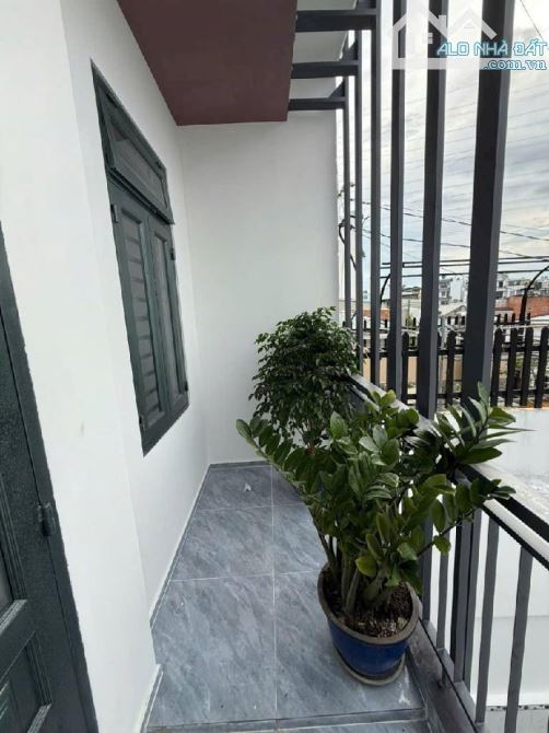 NHÀ ĐẸP 1 TRỆT 2 LẦU – HẺM XE HƠI 1 SẸC – NGUYỄN THỊ BÚP, Q.12 – 125M² - CHỈ 5.9 TỶ - 4