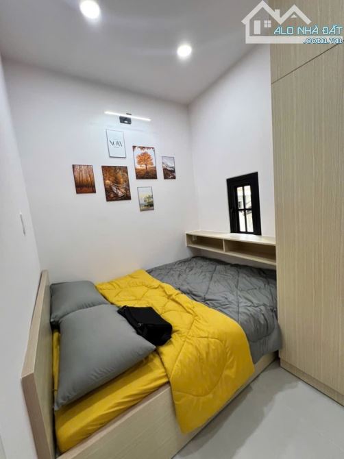 Bán nhà Lê Văn Sỹ Q.3, full nội thất sang xịn mịn, mặt tiền rộng mênh mông, chỉ 4.x tỷ - 4