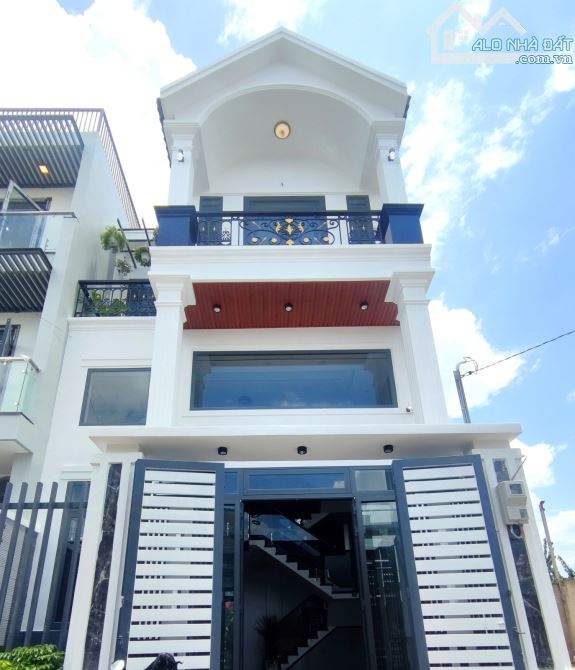 BÁN NHÀ RIÊNG 3 TẦNG - HXH ĐÔNG THẠNH - 81M2 - 3PN - 5,7 TỶ - HÓC MÔN - 4