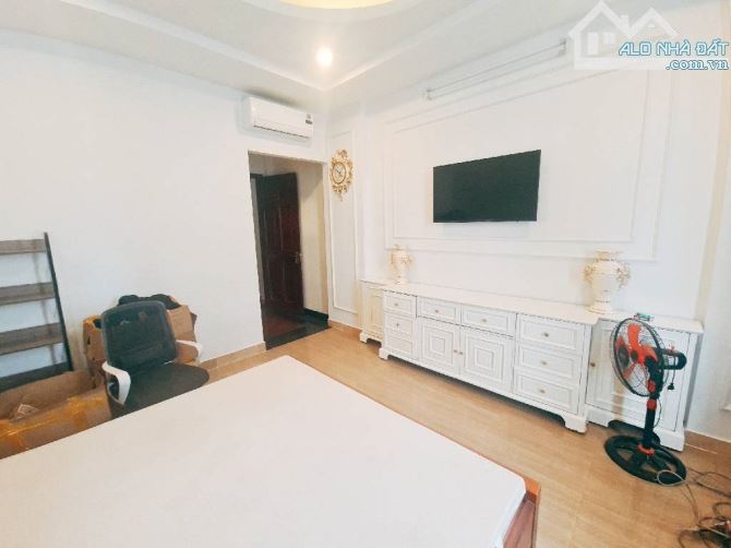 NHÀ ĐẸP- ĐƯỜNG TO- GIÁ RẺ-DT 4X17- 4 TẦNG BTCT-NGAY TRUNG TÂM SẦM UÂT TÂY THẠNH-TÂN PHÚ - 4