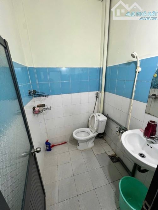 Bán Nhà  Quận 7 DTSD 45m2 ,2 Tầng , Dưới chân cầu tân thuận, Huỳnh Tấn Phát , Giá 2,350 Tỷ - 4