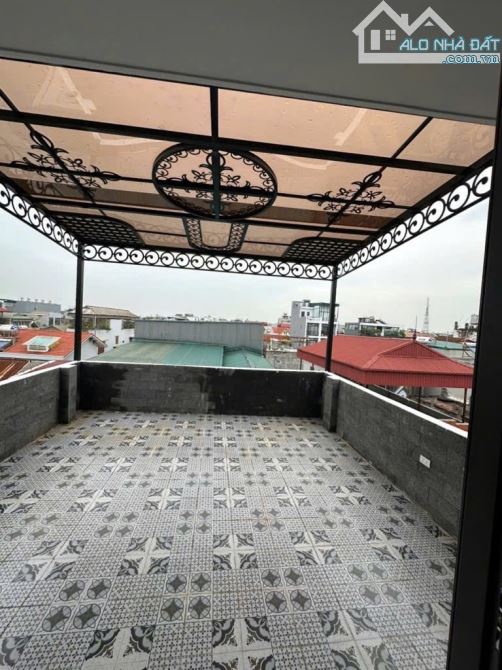 Bán nhà phố Thượng Thanh 35m2- 6 tầng- 4 phòng ngủ- 8 tỷ, thang máy, gần ô tô - 4